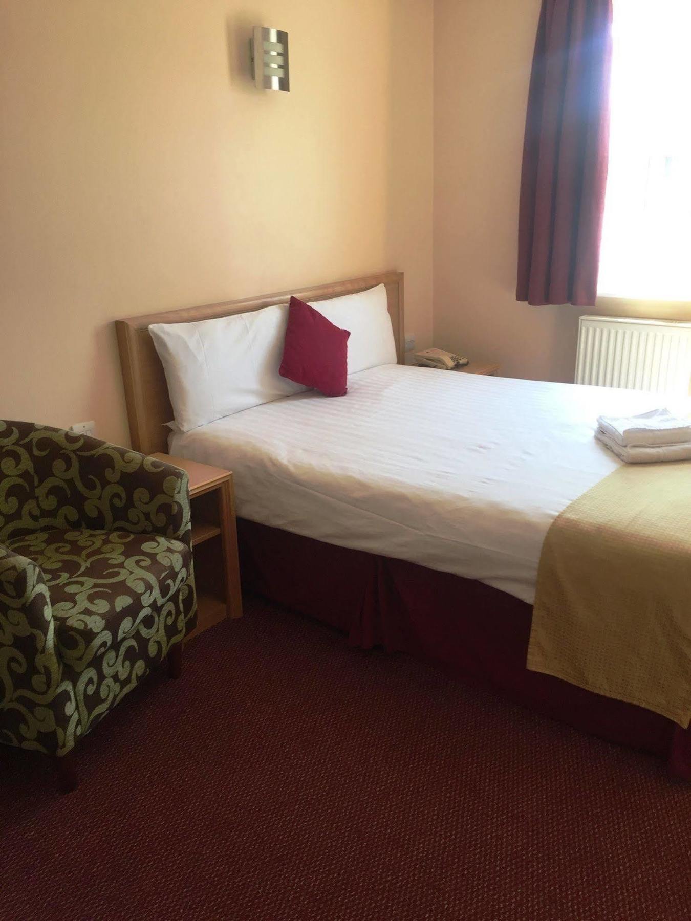 Antoinette Kingston Hotel